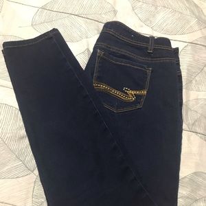 Low rise skinny jeans size 11